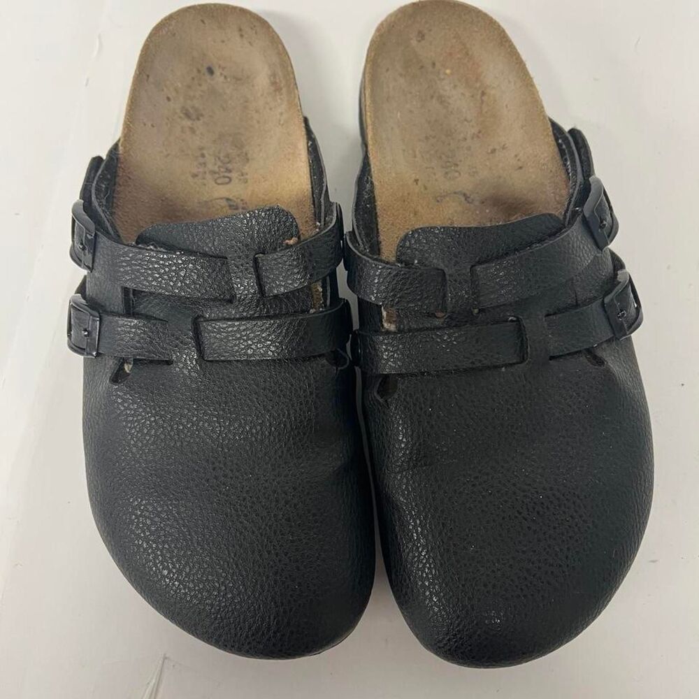 Birkenstock Women's Black Clogs